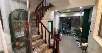 Bán Nhà Nguyễn Lương Bằng 45m2. 6 tầng. mặt tiền 3.2m. giá 12.3 tỷ Đống Đa Hà Nội