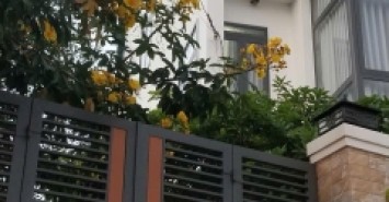 Bán nhà Tâm Huyết Vĩnh Thạnh - Tây Nha Trang - Khánh Hoà
Dt : 125m2 ngang 8,9m xe oto dậu đc trong sân
- Hiện trạng nhà 3 tầng kiêng cố, 4pn , 4wc có phòng thờ ông bà và sân thượng thờ mẹ quan âm
- Giá bán : 5,9 tỷ ( tl nhẹ )