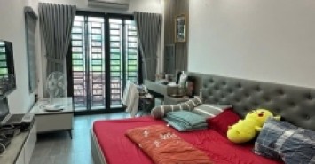 Bán nhà 5 tầng ở ngay đường hoàng mai