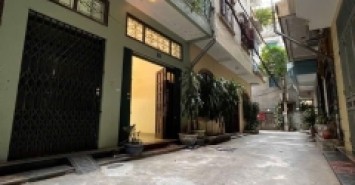 Bán 46m giáp bát tặng nhà phân lô ô tô tránh vào nhà hoàng mai