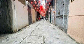 Bán 48M vĩnh tuy tặng nhà lô góc ô tô lùi cửa hai bà trưng