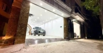 Bán nhà ngũ nhạc 6 tầng thang máy long lanh ô tô tránh vào nhà sát phố hoàng mai