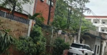 Hạ gần 2 tỷ bán nhà nguyễn khoái trong đê 5 tầng thang máy phân lô ô tô hoàng mai