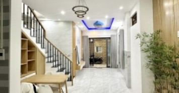 ♣ Nhà gần Nguyễn Hoàng 46m2, 2 tầng, 3.xx tỷ