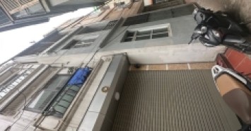Bán nhà thanh lân 5 tầng long lanh dân xây ở ngay gần phố hoàng mai