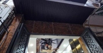 Bán Nhà Ngọc Khánh 33m2. 4 tầng. mặt tiền 3.1m. giá 9.9 Tỷ Ba Đình Hà Nội