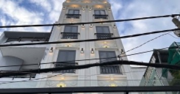 Bán Chdv hẻm 80/28/43 Dương Quảng Hàm, Phường 5, Gò Vấp, 4,45 NH 4,9x16,5m, trệt 4 lầu, ST, 14PN, 15WC, Full nội thất, Khoán 65tr/tháng, 12,9 tỷ TL