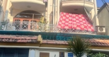 Nhà MT Số 4 Sầm Sơn, Phường 4, Tân Bình, 10x22,8m, Cn 218,2 m2, trệt 2 lầu, 10PN, 60 tỷ TL