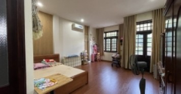 ♥ Mặt Tiền Lý Tự Trọng, 98m2, ngang 5.1m, 3 tầng cứng, 15.x tỷ