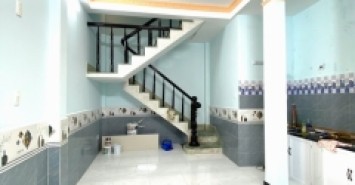 ♥ 2.25 tỷ Nhà gần đường Lý Thái Tổ, Ô tô đậu 40m, 2.5 tầng cứng cáp sạch đẹp 3PN