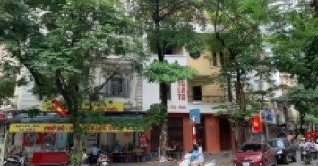 BÁN NHÀ MẶT PHỐ CẦU GIẤY 82M - MT KHỦNG 6,5M - VỈA HÈ Ô TÔ TRÁNH CHỈ 37 TỶ