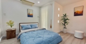 ♥ Nhà cạnh MT Nguyễn Phong Sắc gần Nguyễn Hữu Thọ, 104m2, 3 tầng, 12 phòng trọ, thu 30tr, 5.x tỷ
