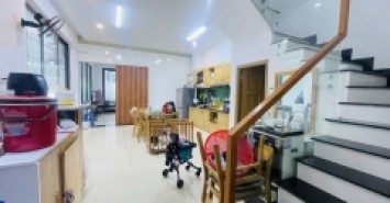 ♥ Mặt Tiền Nguyễn Tri Phương, 230m2, 3 tầng như mới, KD Vip