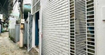 ♣ Kiệt thông gần MT Phan Thanh, 41m2, gác lửng, 2PN, 3.2 tỷ