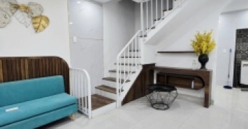 ♥ Nhà Kiệt 3m sát MT Trần Quý Cáp, Thạch Thang, 28m2, 2 tầng cứng đẹp, 2.6x tỷ