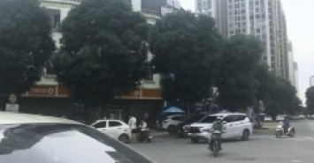 5 tầng thang máy tại Văn Phú 12 tỷ