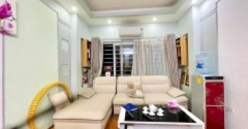 BÁN NHÀ ĐƯỜNG CẦU GIẤY 40M2 5 TẦNG 10M RA ĐƯỜNG Ô TÔ NGÕ THÔNG GIÁ 8 TỶ