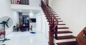 SIÊU HIẾM Ở QUANG TIẾN - Ô TÔ 7 CHỖ ĐỖ CỬA  CHỈ VỚI GIÁ HƠN 7 TỶ