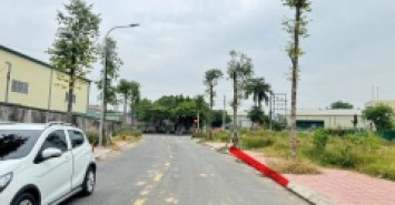 Bán đất đấu giá tổ 4, TT Quang Minh, Mê Linh, HN. Đường nhựa, vỉa hè. DT 100m, giá 6,1 tỷ.