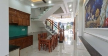 BÁN NHÀ PHỐ 3 TẦNG, 72M2, KDC PHÚ HỒNG THỊNH, DĨ AN - BÌNH DƯƠNG - GIÁ 5.6 TỶ, SỔ HỒNG RIÊNG