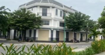 Bán nhà phố thương mại Hòa Lợi, giá rẻ chỉ 2,66 tỷ, đầu tư sinh lời cao!
Affordable Commercial Townhouse for Sale in Hoa Loi – Only 2.66 Billion VND, High Investment Potential!