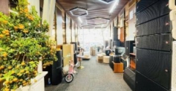 BÁN GẤP MẶT PHỐ VIP CẦU GIẤY, 4 LÀN XE, VỈA HÈ ĐÁ BÓNG, 5 TẦNG, KINH DOANH, CHỈ 21 TỶ