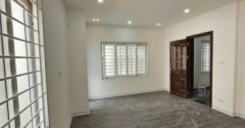 Bán nhà riêng tại Hoàng Hoa Thám, 11.5 tỷ, 53m2, 5 tầng, 7PN, dòng tiền, Tây Hồ, Hà Nội
