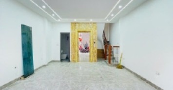 Bán Nhà: Ngọc Hồi, cách BX Nước Ngầm, 600m, 6 tầng, Thang Máy, oto đỗ cửa, Nhỉnh 8 tỷ