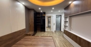 Phương Liệt, mặt ngõ 7 tầng thang máy, cách phố 15m, nhà đẹp ở luôn
