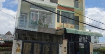 BÁN ĐẤT TẶNG NHÀ 3 LẦU + 2 PHÒNG TRỌ CHO THUÊ 12 TRIỆU/TH - NGÔ CHÍ QUỐC - BÌNH CHIỂU.
SÁT BÊN CHỢ ĐẦU MỐI
