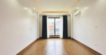 NGÕ 68 CẦU GIẤY , THANG MÁY DT 38m2 6 tầng mặt tiền 4m Giá 12.2 tỷ