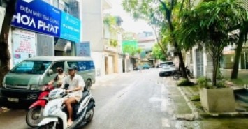 Bán 92M lĩnh nam tặng nhà lô góc nhiều ô tô tránh hoàng mai