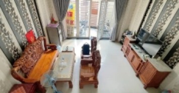 Bán nhà 82m², 3 tầng, 5PN, 5WC, Q.9, 7.15 tỷ, sổ hồng