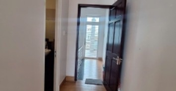 Bán nhà 2 mặt tiền – sát Metro – 104m² – sổ vuông vức – chỉ 12.8 tỷ