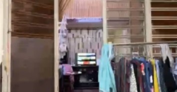 ♣ Nhà sát Võ Văn Tần,  Ô tô đậu 50m ngay Aeonmall, 32m2, lửng sạch, 2.x tỷ