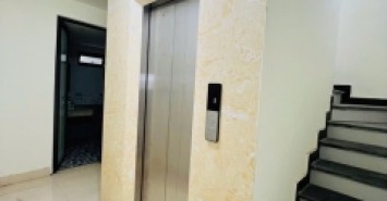 Bán nhà đẹp Phố Trạm Long Biên- Kinh Doanh- oto tránh 80m 7 tầng thang máy full NT nhỉnh 22tỷ (TL)