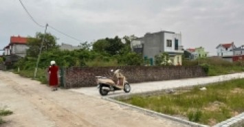 Bán đất thôn Ấp Tre, xã Quang Minh. Lô góc. Gần trường CD Y Dược và KCN Quang Minh