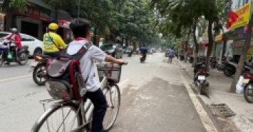 Hiếm -Bán nhà Đẹp Hồng Tiến- Dân XâyLô Góc Kinh doanh sầm Uất- 70m 5 tầng nhỉnh 29 tỷ