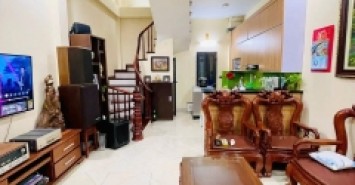 PHỐ KIM HOA - NHÀ MỚI ĐẸP Ở NGAY - Diện Tích 40m2 5 tầng mặt tiền 4m Giá 10.8 tỷ