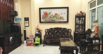 Bán nhà mặt phố Trần Hưng Đạo, 50m2, 5 tầng, mặt tiền 5m, 50 tỷ, vỉa hè rộng, dòng tiền 60tr/tháng