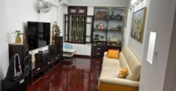 Bán nhà mặt phố Trần Quốc Toản, 20m2, 5 tầng thông sàn, mặt tiền 4.2m, 14.5 tỷ, dòng tiền 30tr/tháng