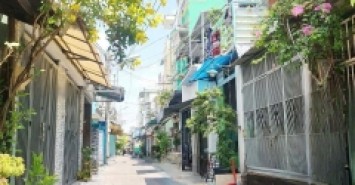 6.7 tỷ Nhà HXH tới nhà Hưng Phú P10Q8 full nội thất cao cấp