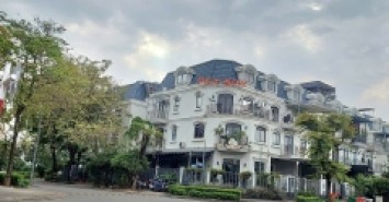 Ngộp bank bán gấp lô đất 240m biệt thự KDC Nam Long,D1 cạnh Liên Phường,Phước Long B