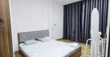 Bán nhà phố Quang Trung, 20m2, 5 tầng thông sàn, mặt tiền 4.2m, 14.5 tỷ, thu 30tr/t