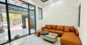 NHÀ GẦN BIỂN ĐƯỜNG D4 THÔNG VỚI ĐƯỜNG LÊ THANH NGHỊ & NGUYỄN LỘ TRẠCH, PHƯỜNG NHA TRANG.