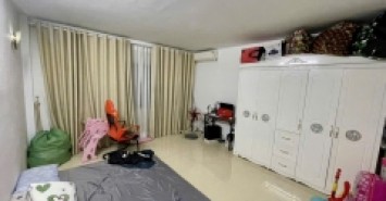 Bán nhà vị trí đẹp đường Thach Bàn - Long Biên - HN.