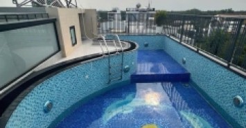 HƠN 9 TỶ- BIỆT THỰ  CAO CẤP CÓ HỒ BƠI- THANG MÁY- NGANG 7 x 14- ĐƯỜNG NGUYỄN HỮU THỌ- GÀN KDC ZEIT REVER.