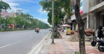 Bán đất tặng nhà C4 mặt phố Ngô Gia Tư- Kinh doanh- vỉa hè 70m nhỉnh 14 tỷ(TL)