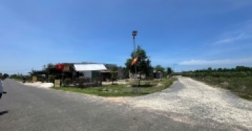 Bán 1367m2, 2 mặt tiền Võ Văn Tần, Tân Tiến, LaGi giá rẻ gần biển 2.7tr/m2