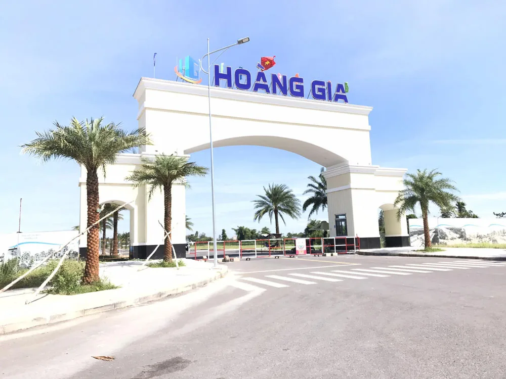 Công ty Cổ phần Xây dựng Thương mại Hoàng Gia